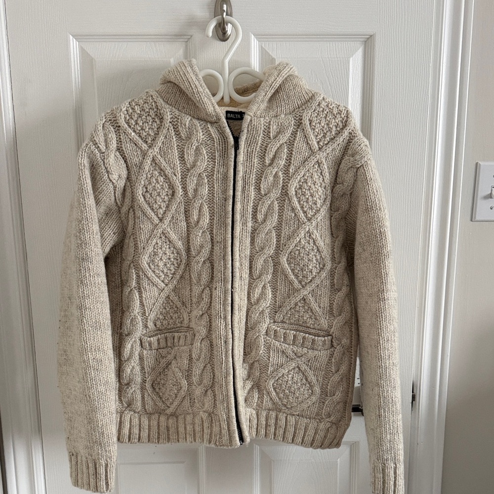 Women's Cream Cable Knit hand knit Cardigan